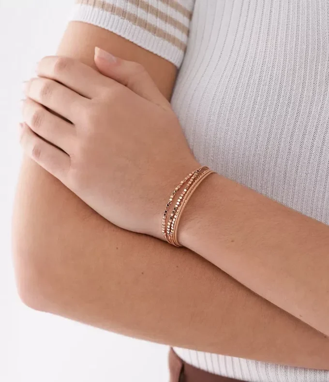 All Stacked Up Armband aus braunem Leder