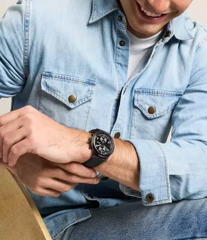 Bennett Multifunktionsuhr aus schwarzem Leder Bennett Multifunktionsuhr aus schwarzem Leder