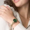 Carlie Dreizeigeruhr aus goldfarbenem Edelstahl
