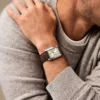 Carraway Dreizeigeruhr mit braunem Lederarmband Carraway Dreizeigeruhr mit braunem Lederarmband
