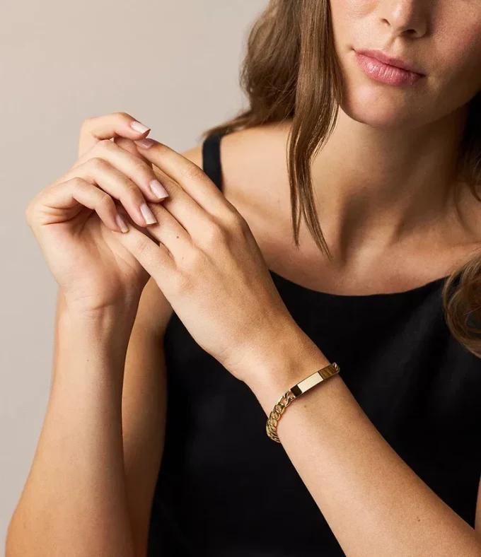 Ellis Goldfarbenes Edelstahl-ID-Armband