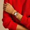 Raquel Dreizeiger-Uhr mit Datumsanzeige, mittelbraunes Lederarmband und Armband-Set